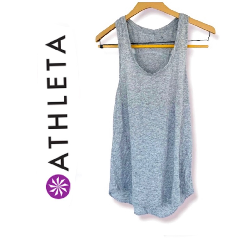 NWOT Athleta Scoop neck racer back Tank in light grey size small